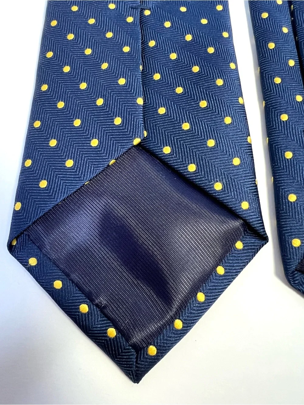 IZOD Men’s Navy Blue Yellow Polka Dot Textured Herringbone Tie Classic Length